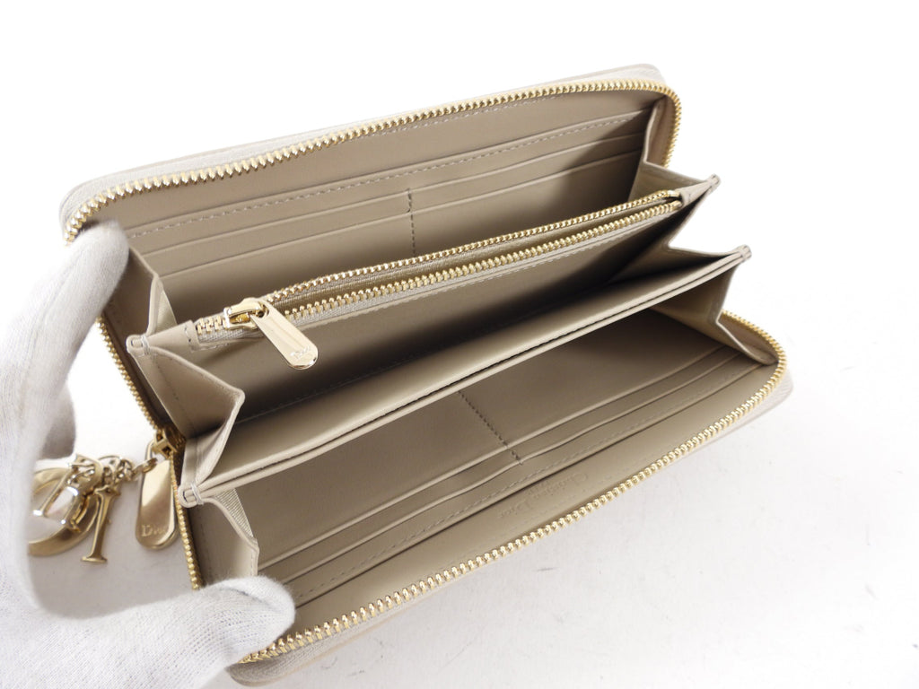 Christian Dior Lady Dior Light Beige Cannage Lambskin Voyageur Wallet