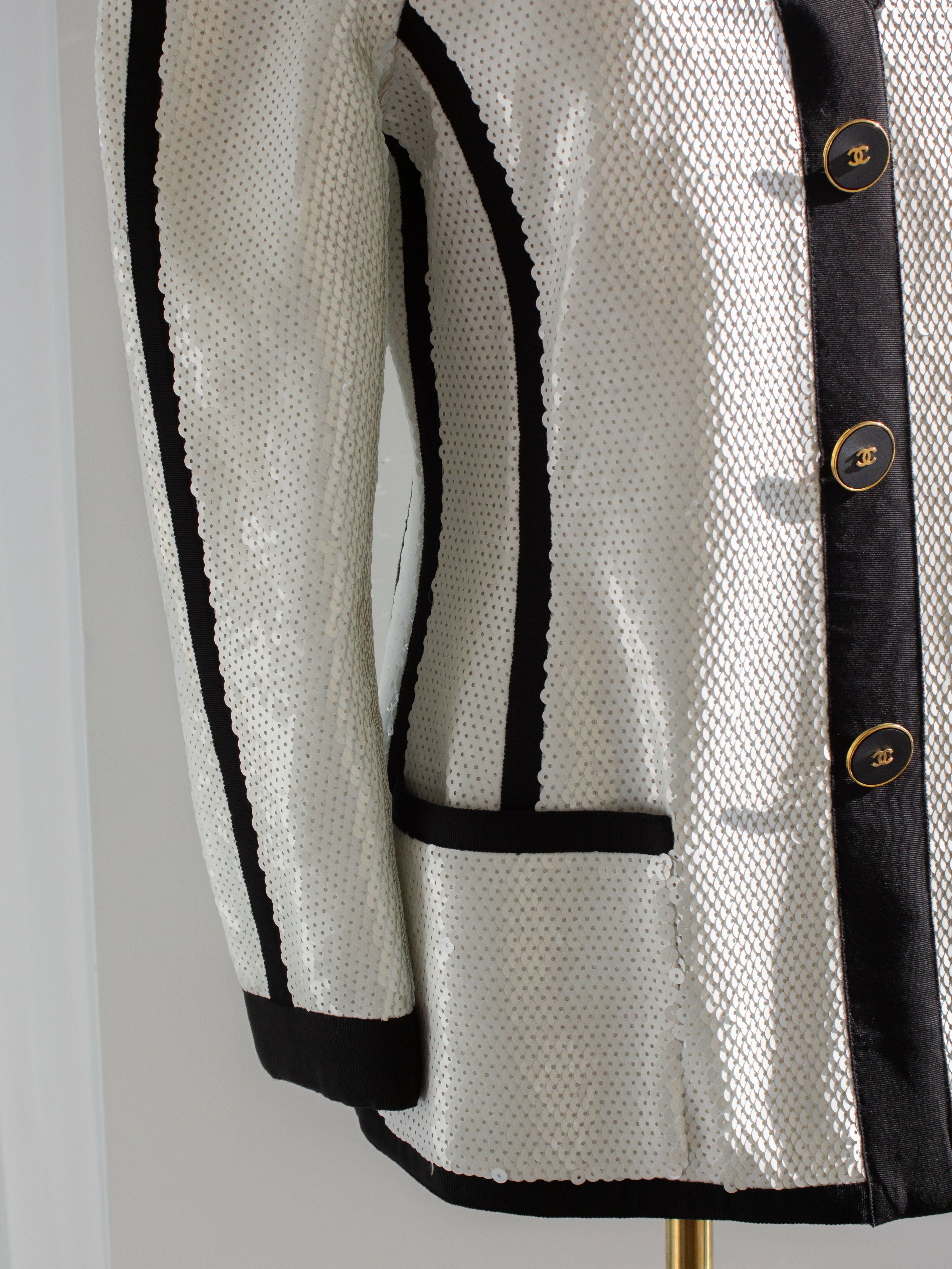 Chanel Vintage S/S 1991 Collector White Black Sequin CC Scuba Jacket