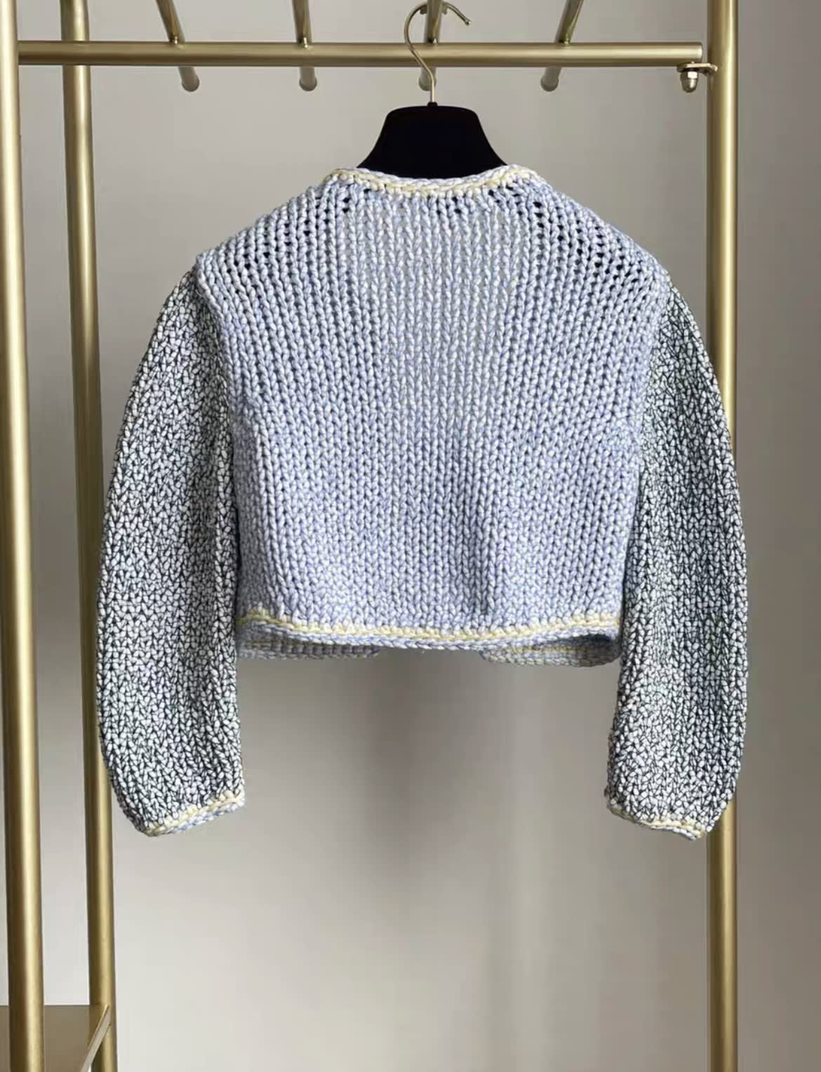 Chanel 23ss igan fr34 with tag