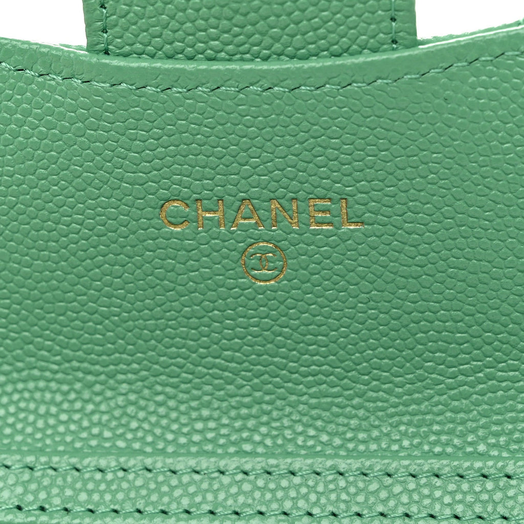 Caviar Quilted Flap  Holder On Chain Light Green