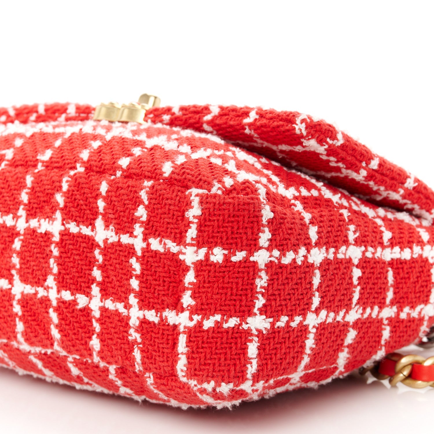 Tweed Quilted Medium Chanel 19 Flap Red White
