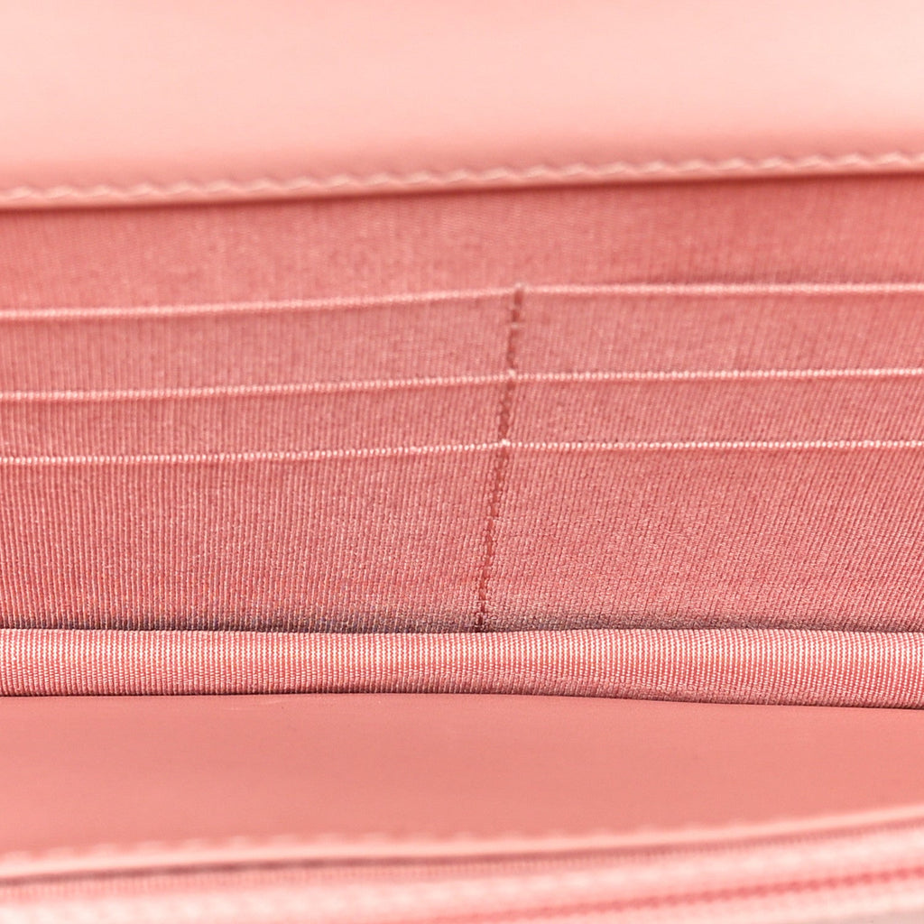 Caviar Quilted Boy Wallet On Chain WOC Pink