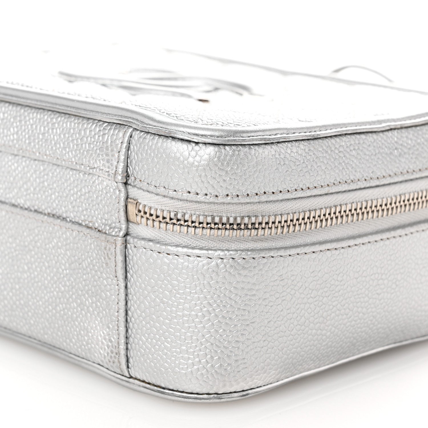 Metallic Caviar Quilted Medium CC Filigree Vanity Case Silver