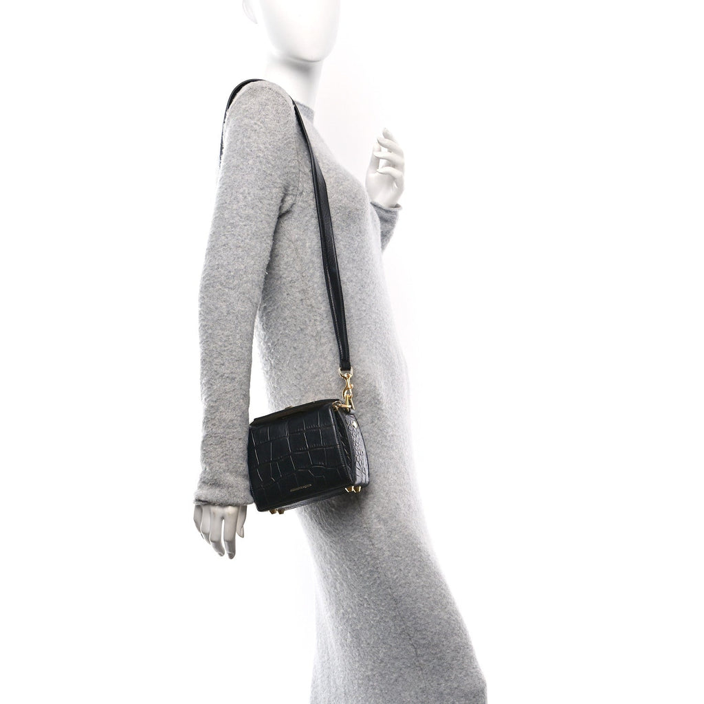 Calfskin Crocodile Embossed Box Shoulder Bag 19 Black
