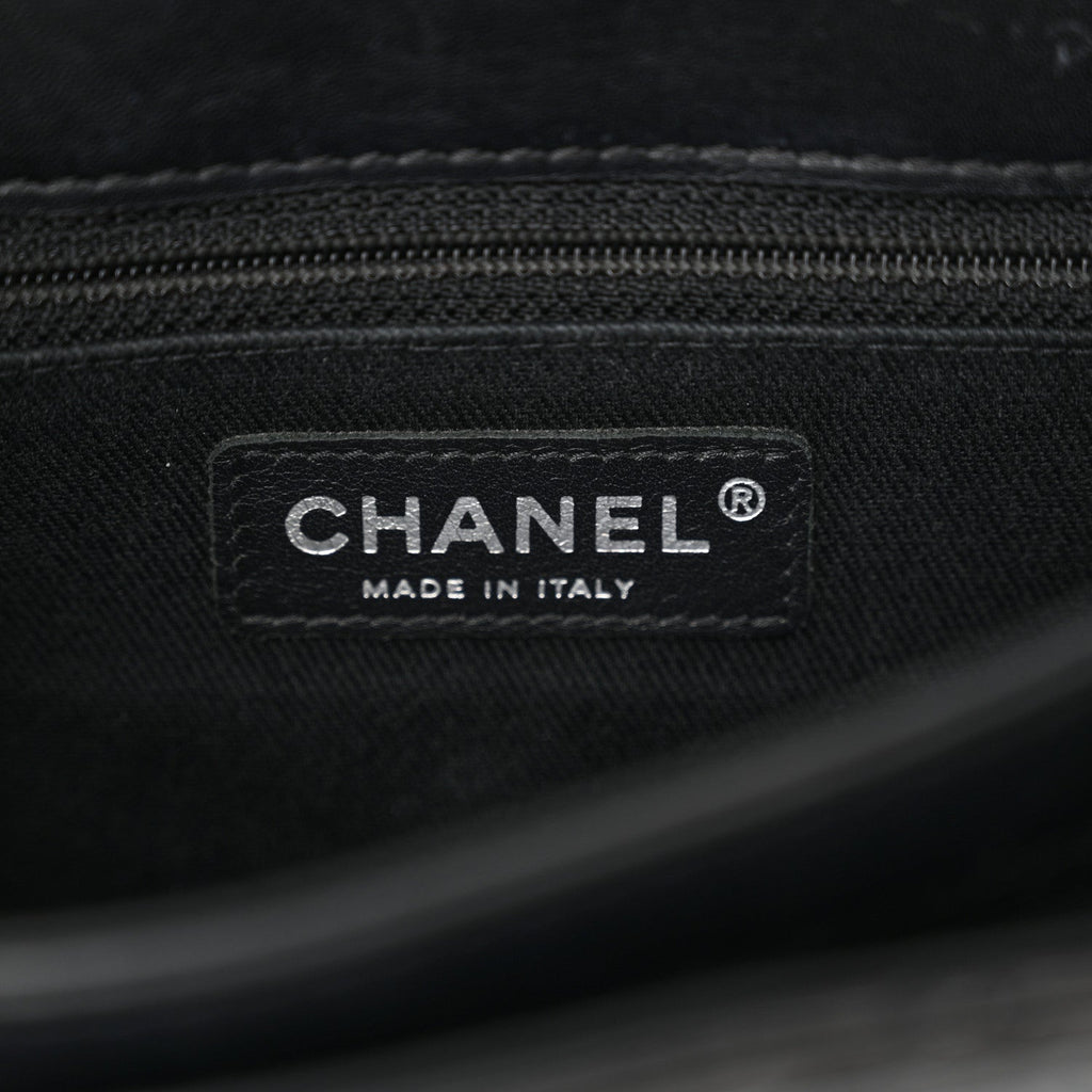 Patent Quilted Hamptons Flap Bag Black