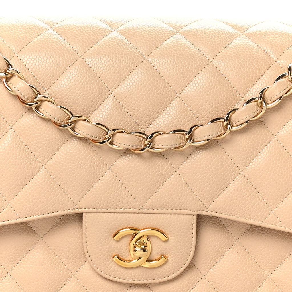 Caviar Quilted Jumbo Double Flap Beige Clair