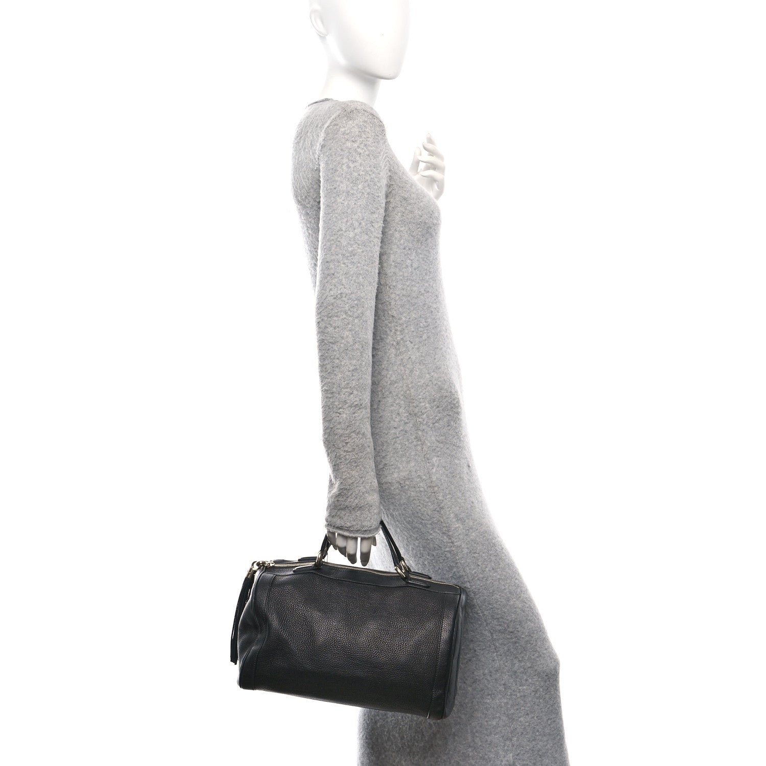 Pebbled Calfskin Medium Soho Boston Black