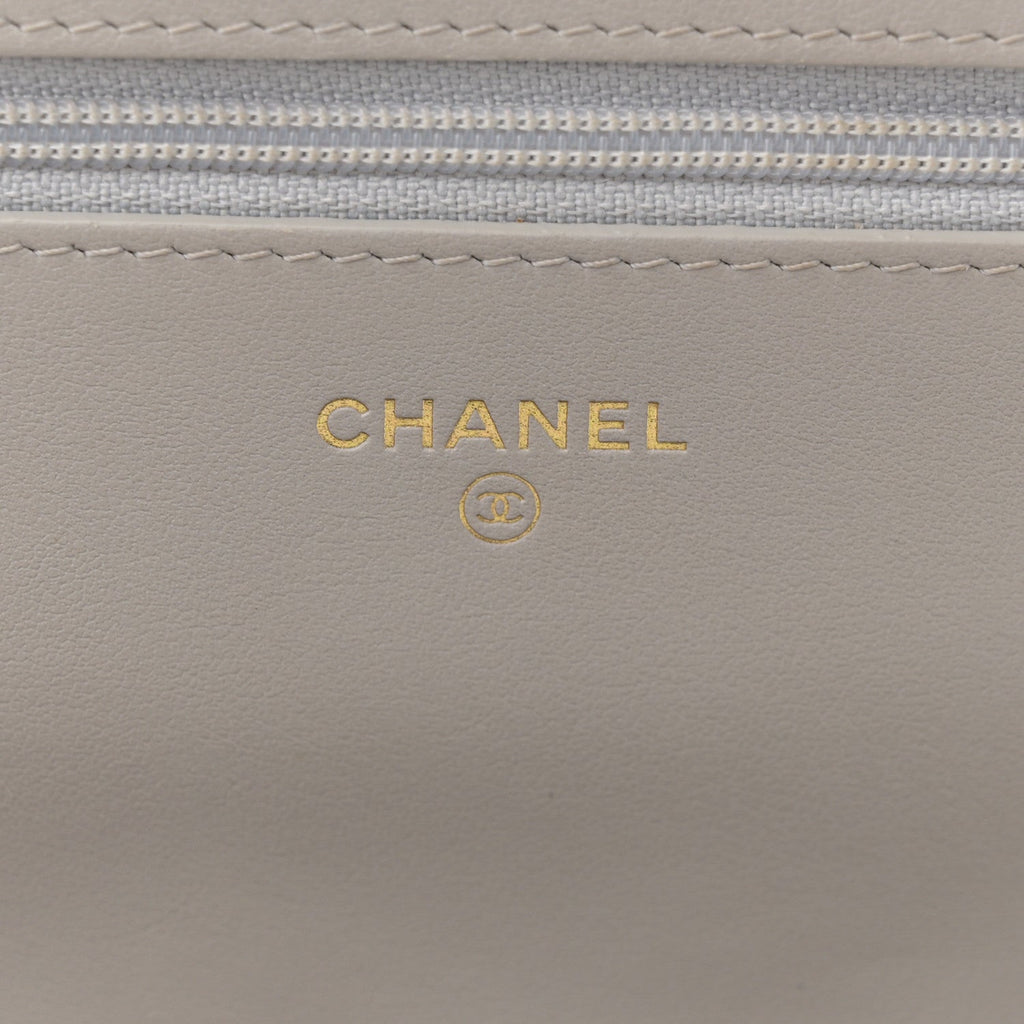 Caviar Quilted Boy Wallet On Chain WOC Grey