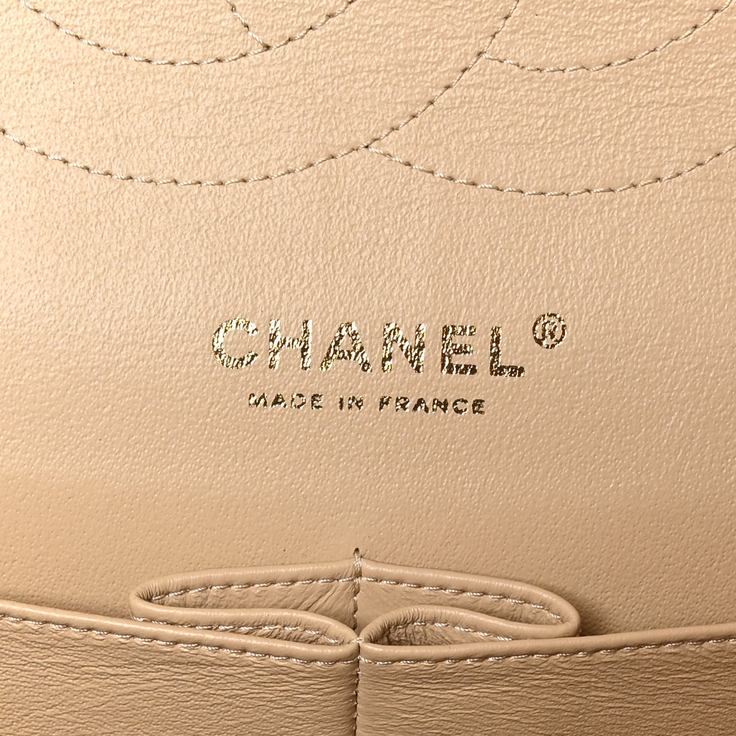 Caviar Quilted Jumbo Double Flap Beige Clair
