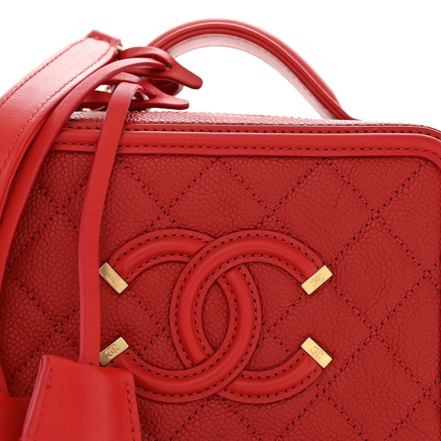 Caviar Quilted Small CC Filigree Vanity Case Red