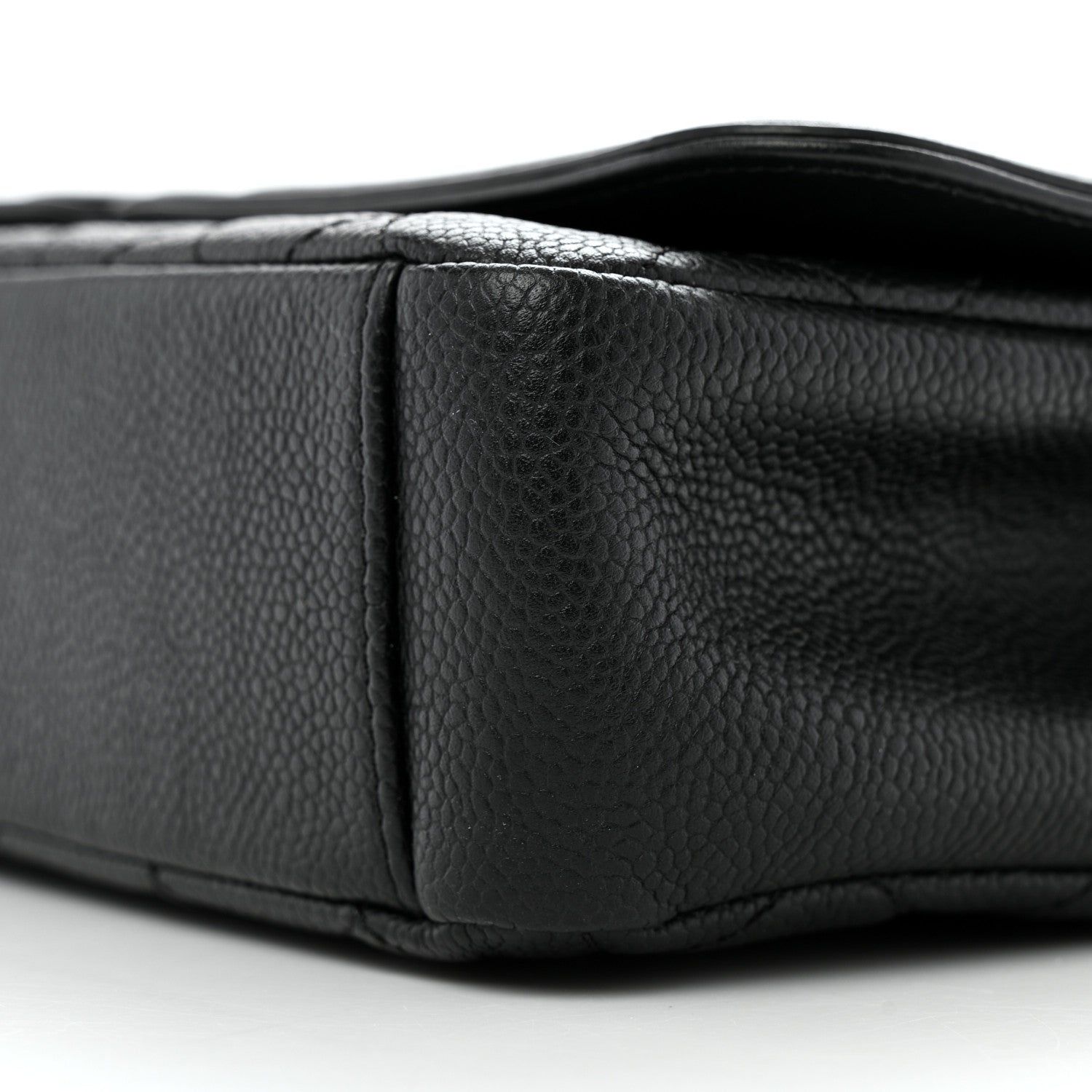 Caviar Quilted Medium CC Filigree Flap Black
