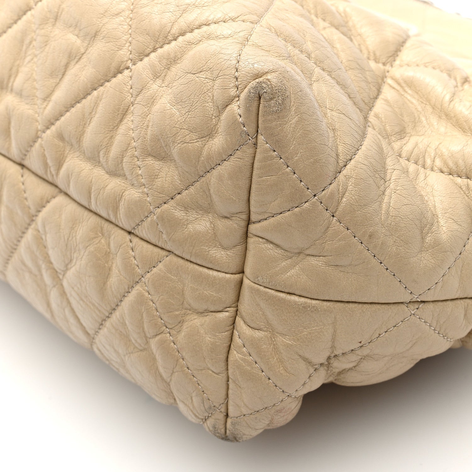 Lambskin Quilted Large East West Accordion Flap Beige