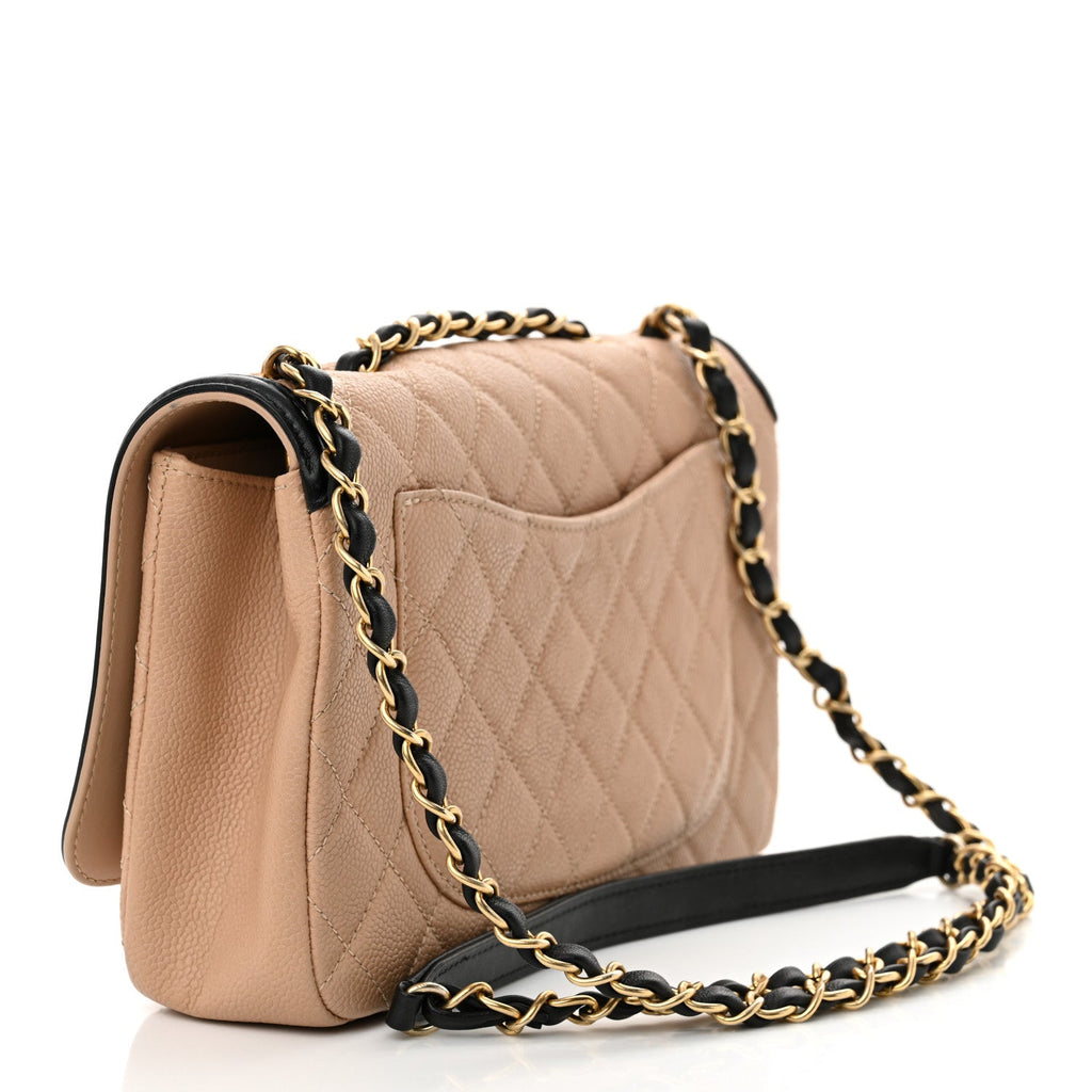 Caviar Quilted Medium CC Filigree Flap Beige Black