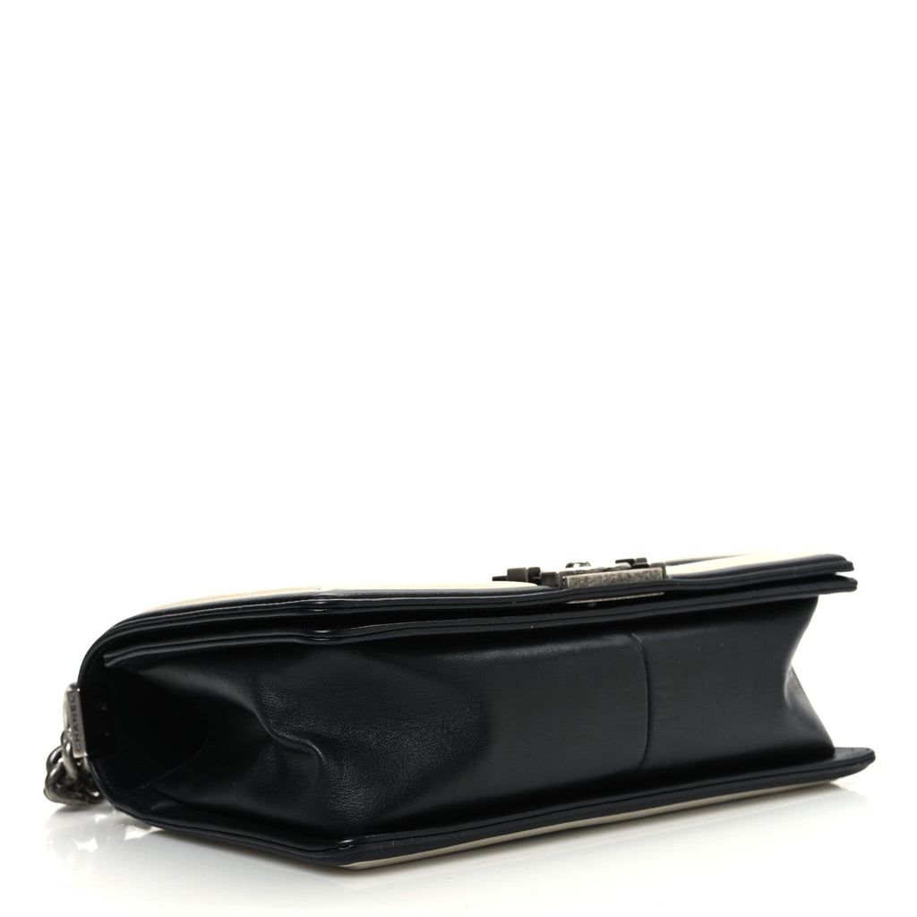 Calfskin Pleated Medium Boy In Rome Flap Black White