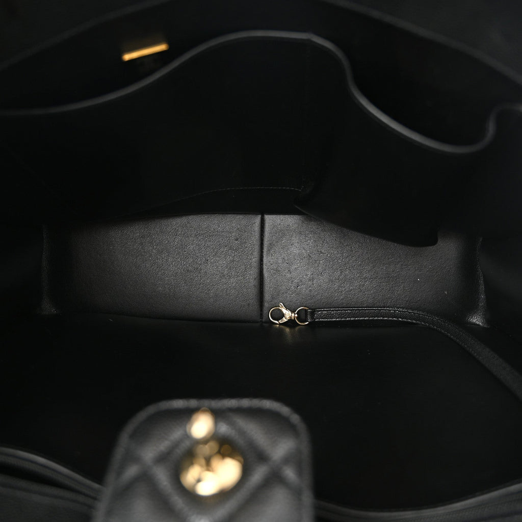 Caviar Quilted Large Shopping Tote Black