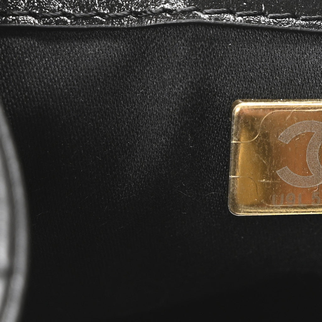 Shiny Crumpled Calfskin Quilted Small Chanel 25 Handbag Black
