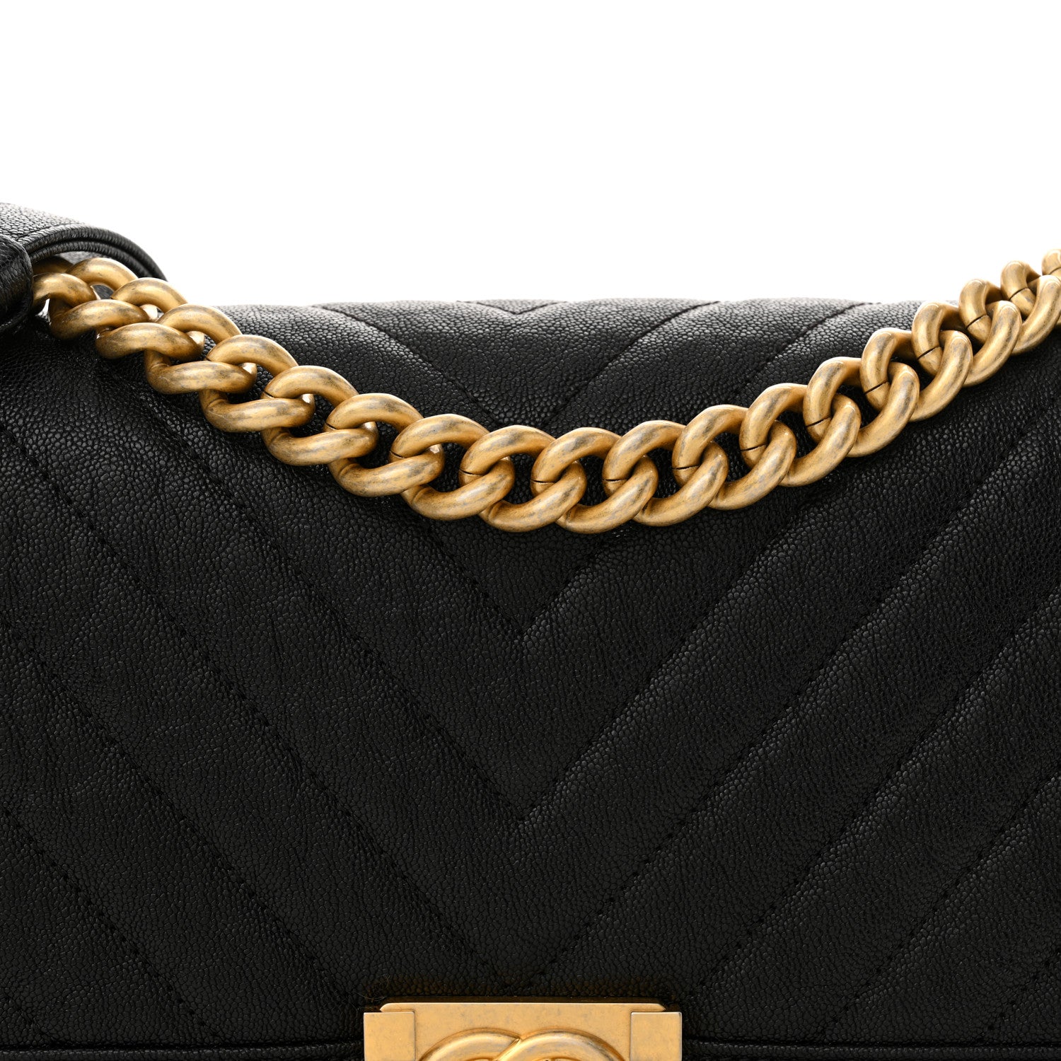 Caviar Chevron Quilted Medium Boy Flap Black