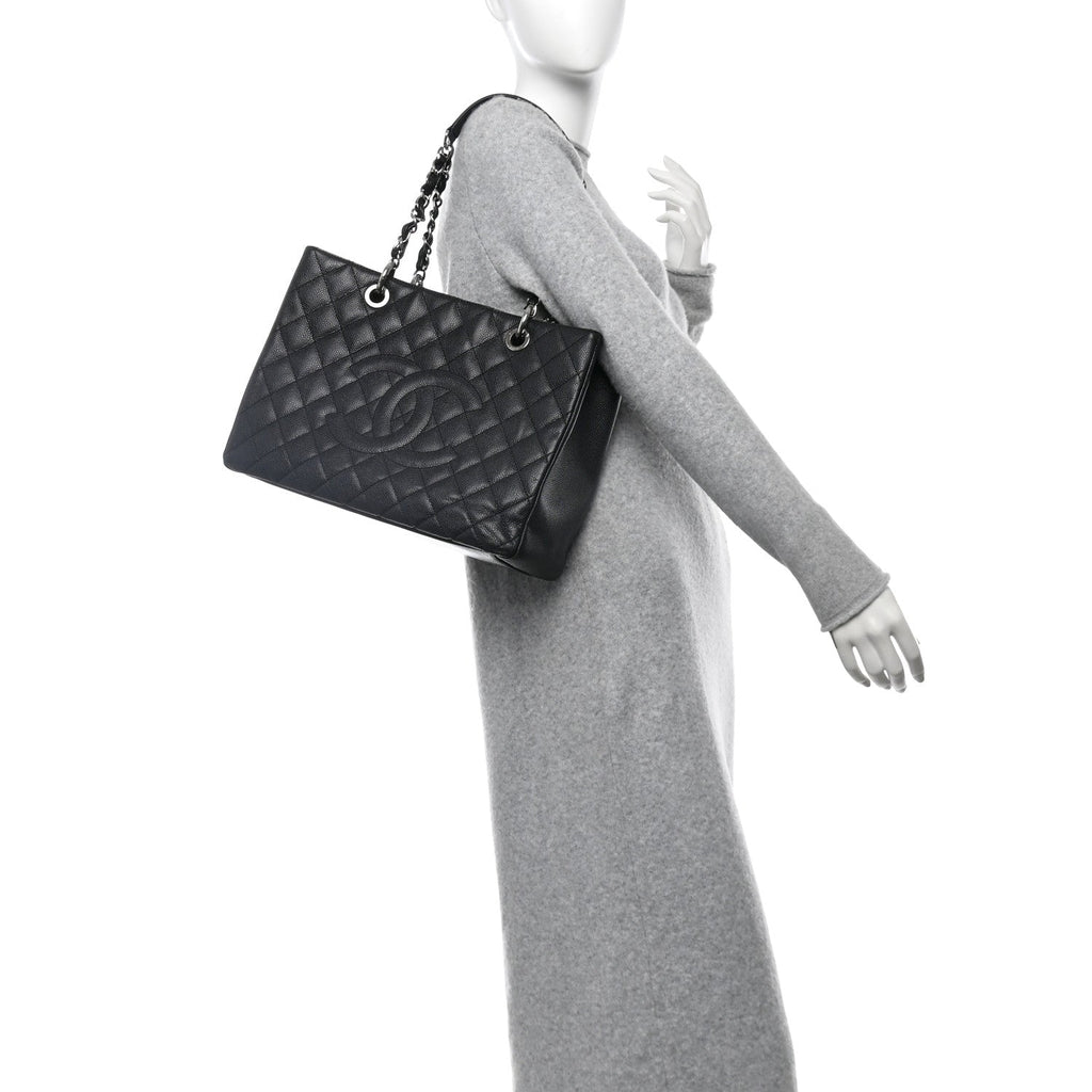 Caviar Quilted Grand Shopping Tote GST Black