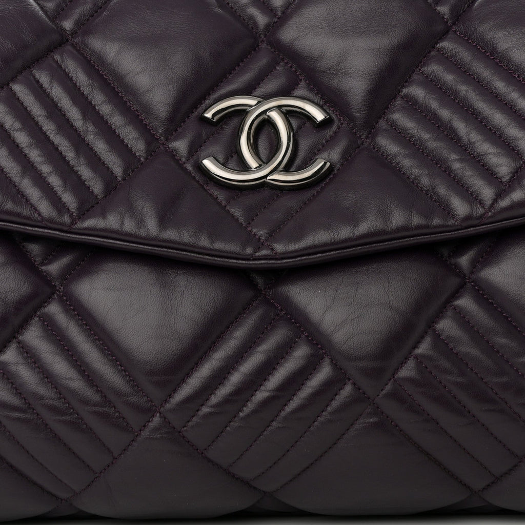 Lambskin In And Out XL Maxi Flap Dark Purple