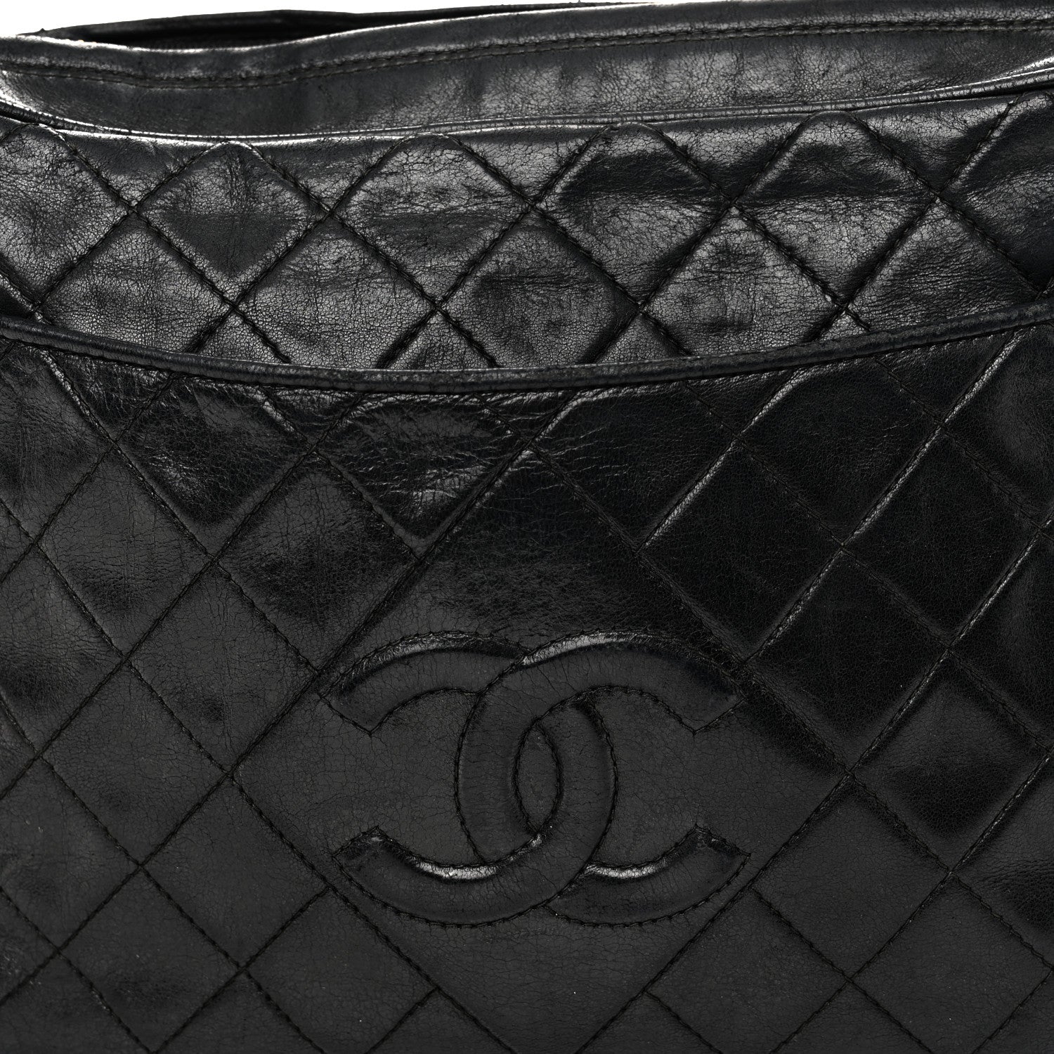 Lambskin Quilted CC Tassel Camera Case Black