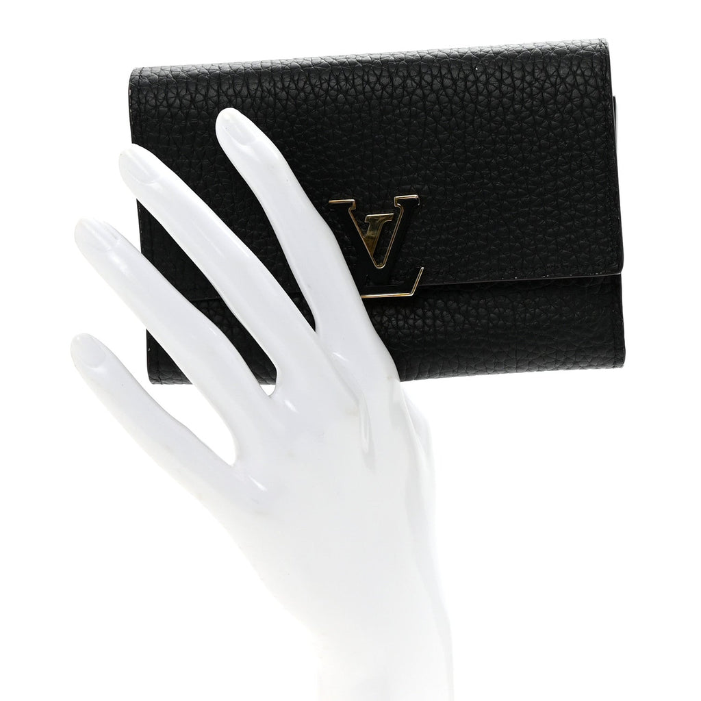 Taurillon Capucines Wallet Black