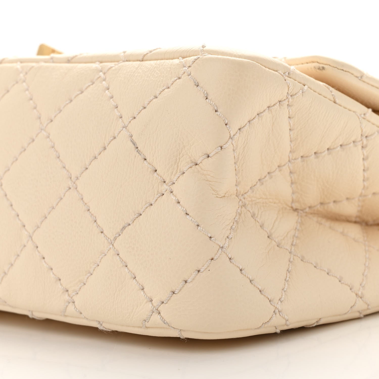 Aged Calfskin Quilted 2.55 Reissue 226 Flap Ivory