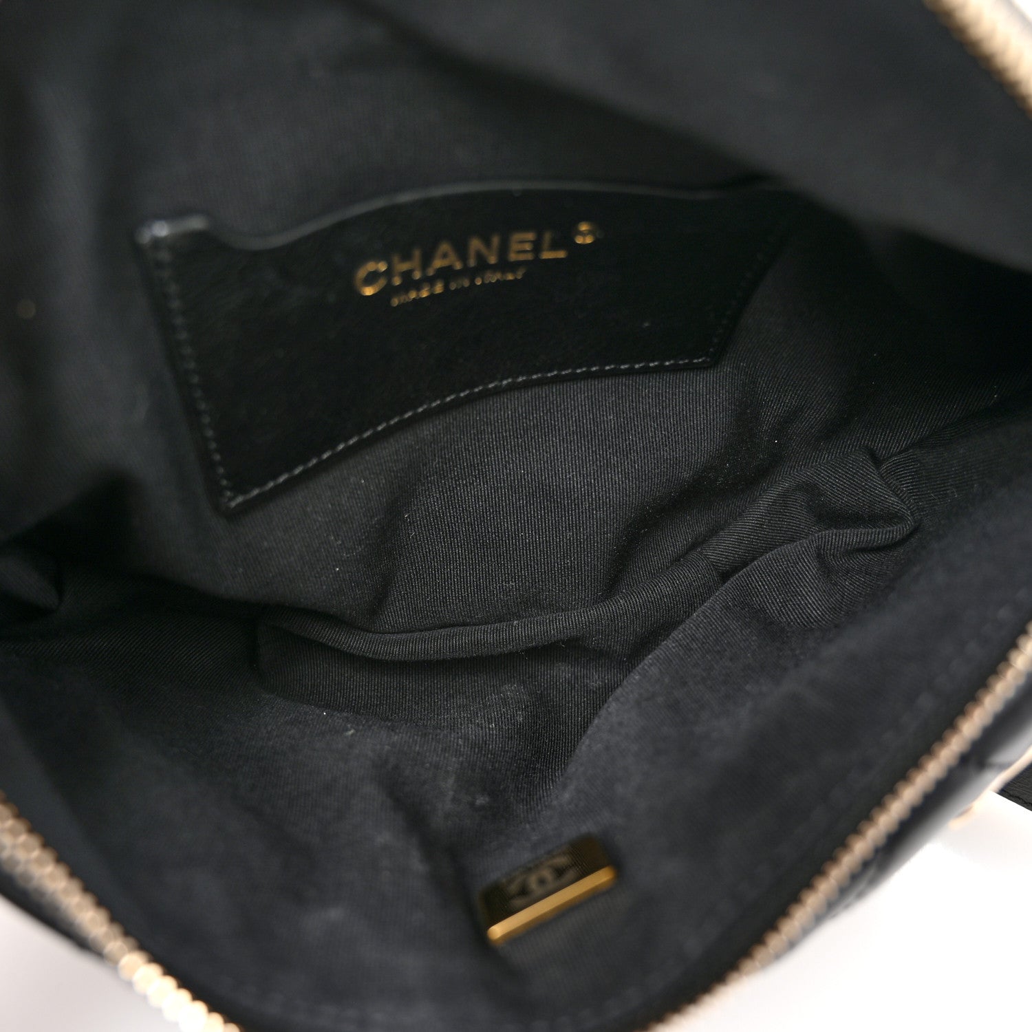 Shiny Aged Calfskin Quilted CC Pockets Jacket Waist Belt Bag Black