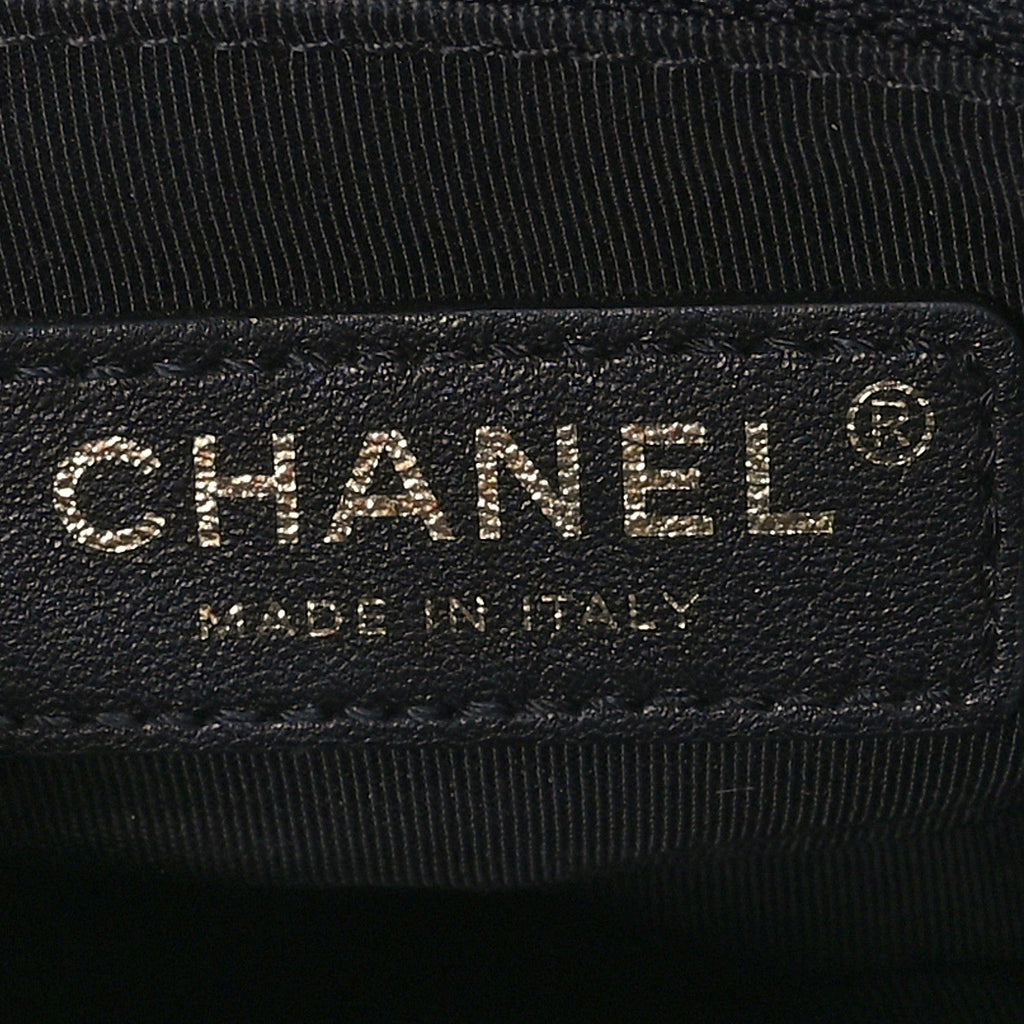 Tweed Mini Pearl Handle Flap Black Ecru