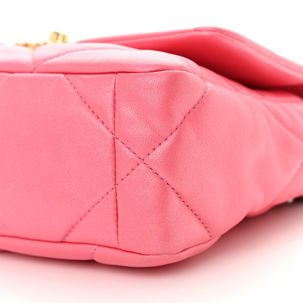 Shiny Lambskin Quilted Medium Chanel 19 Flap Pink