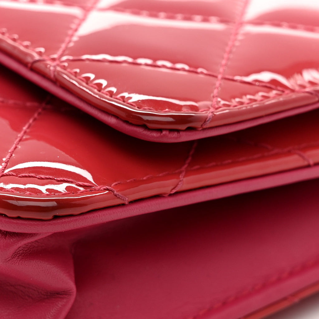 Patent Calfskin Quilted Wallet On Chain WOC Pink