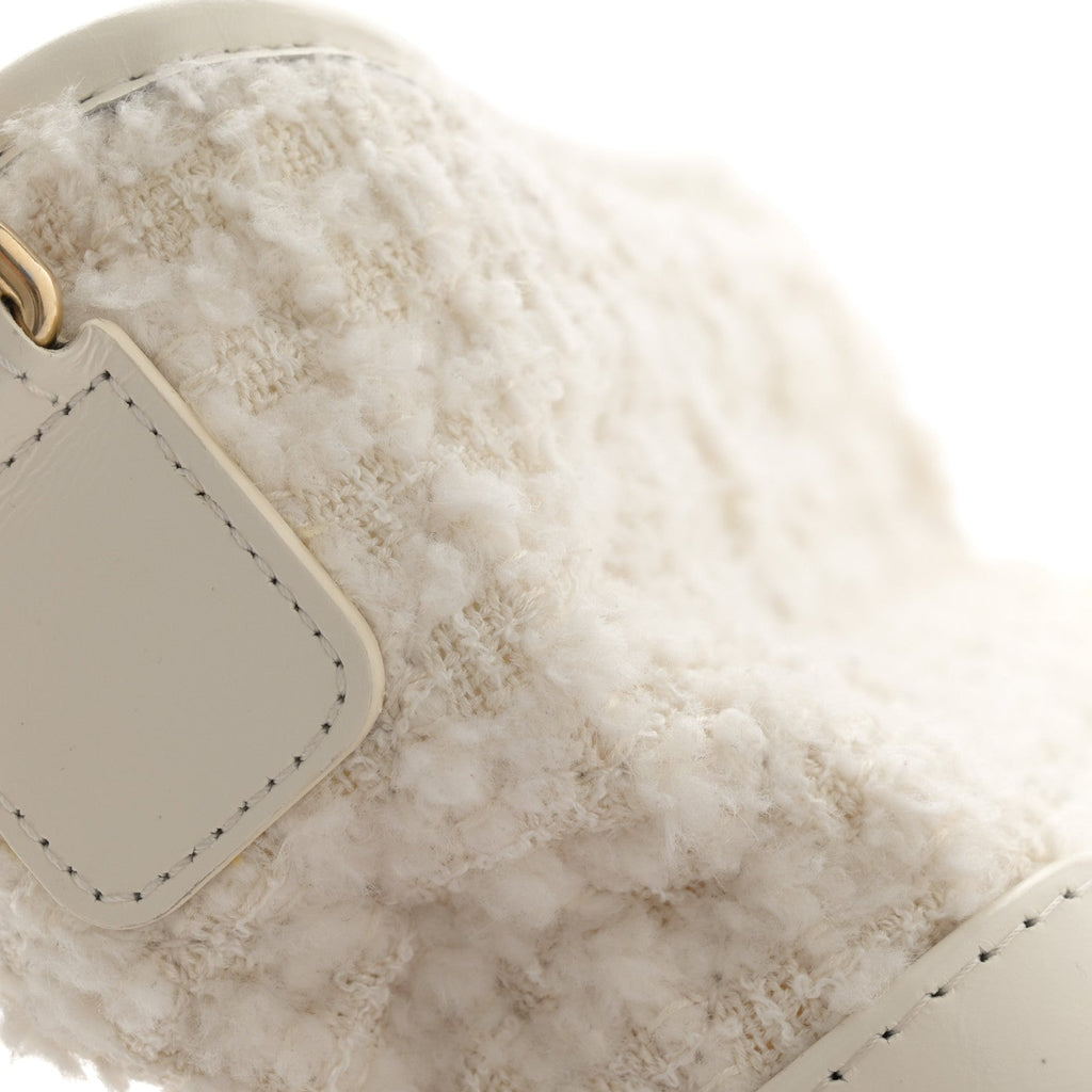 Tweed Calfskin Quilted Small Gabrielle Hobo Beige Ivory