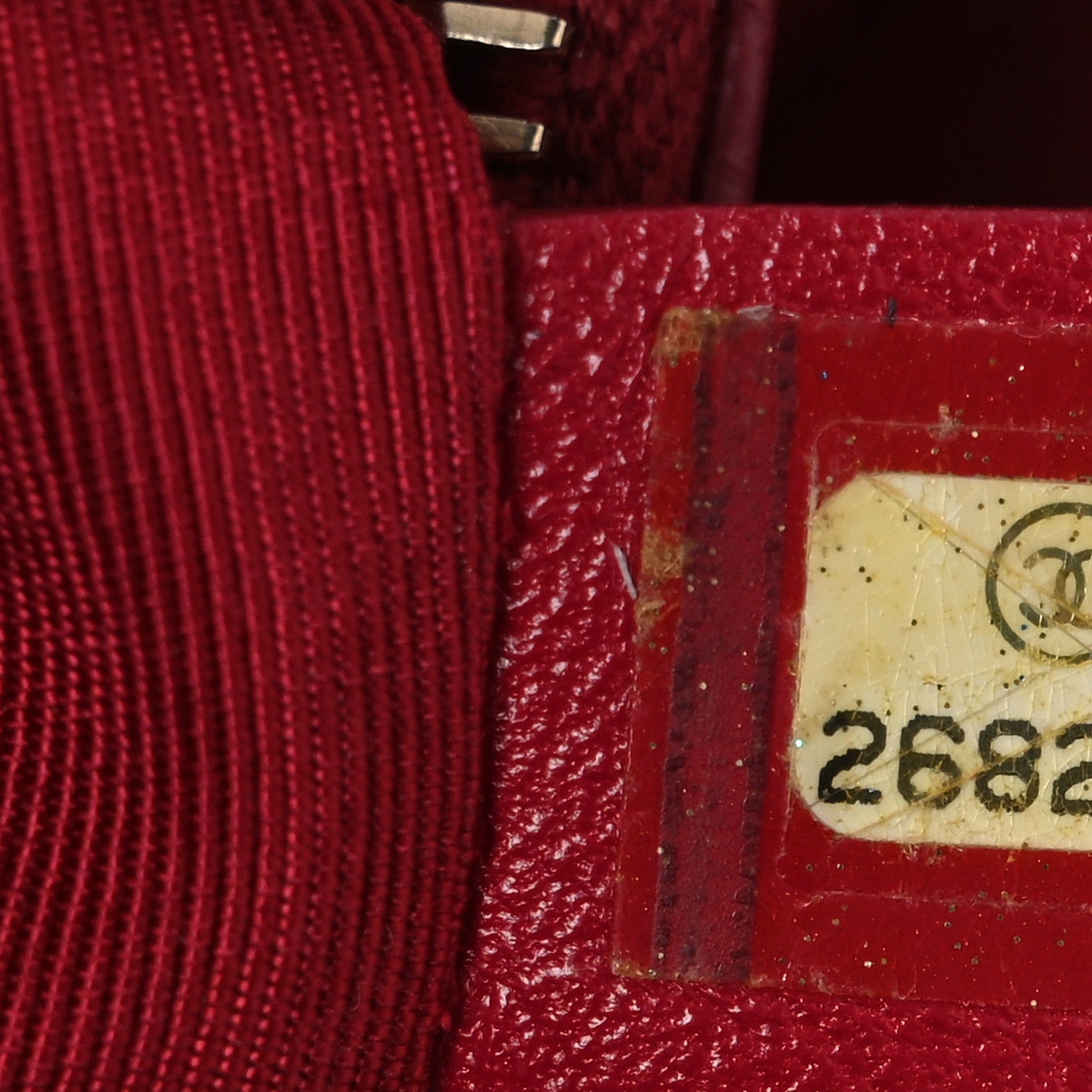 Aged Calfskin Quilted Small Gabrielle Hobo Red