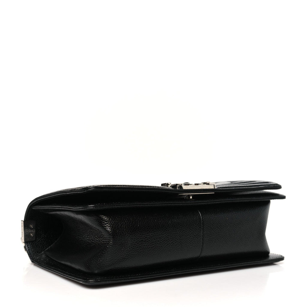 Caviar Chevron Quilted Medium Boy Flap Black