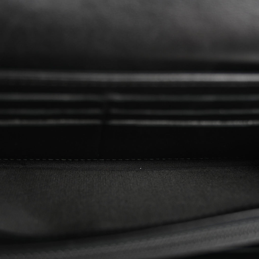 Lambskin Quilted CC Chic Gusset Wallet Black