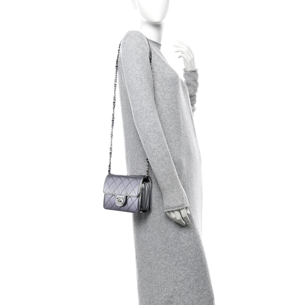 Metallic Lambskin Like A Wallet Flap Silvery Black