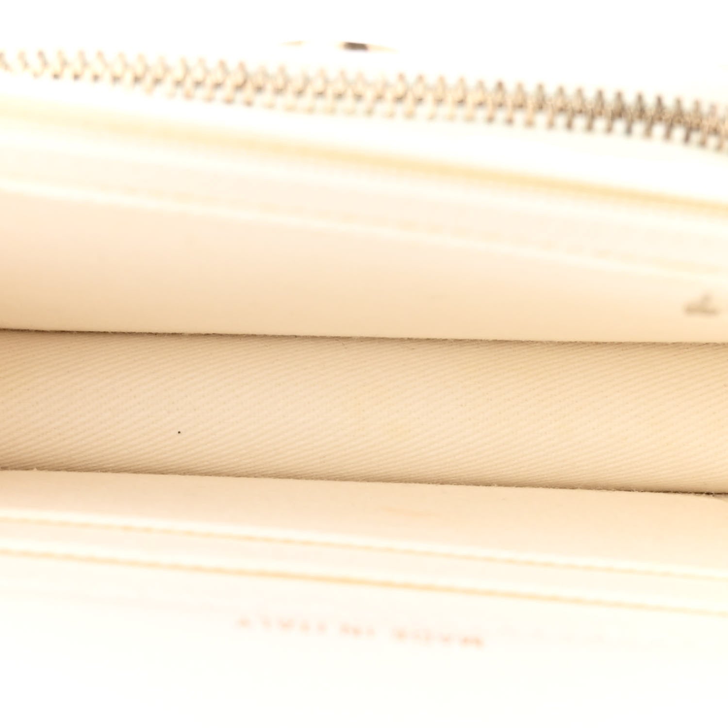 Caviar Quilted Business Affinity Clutch With Chain Flap White
