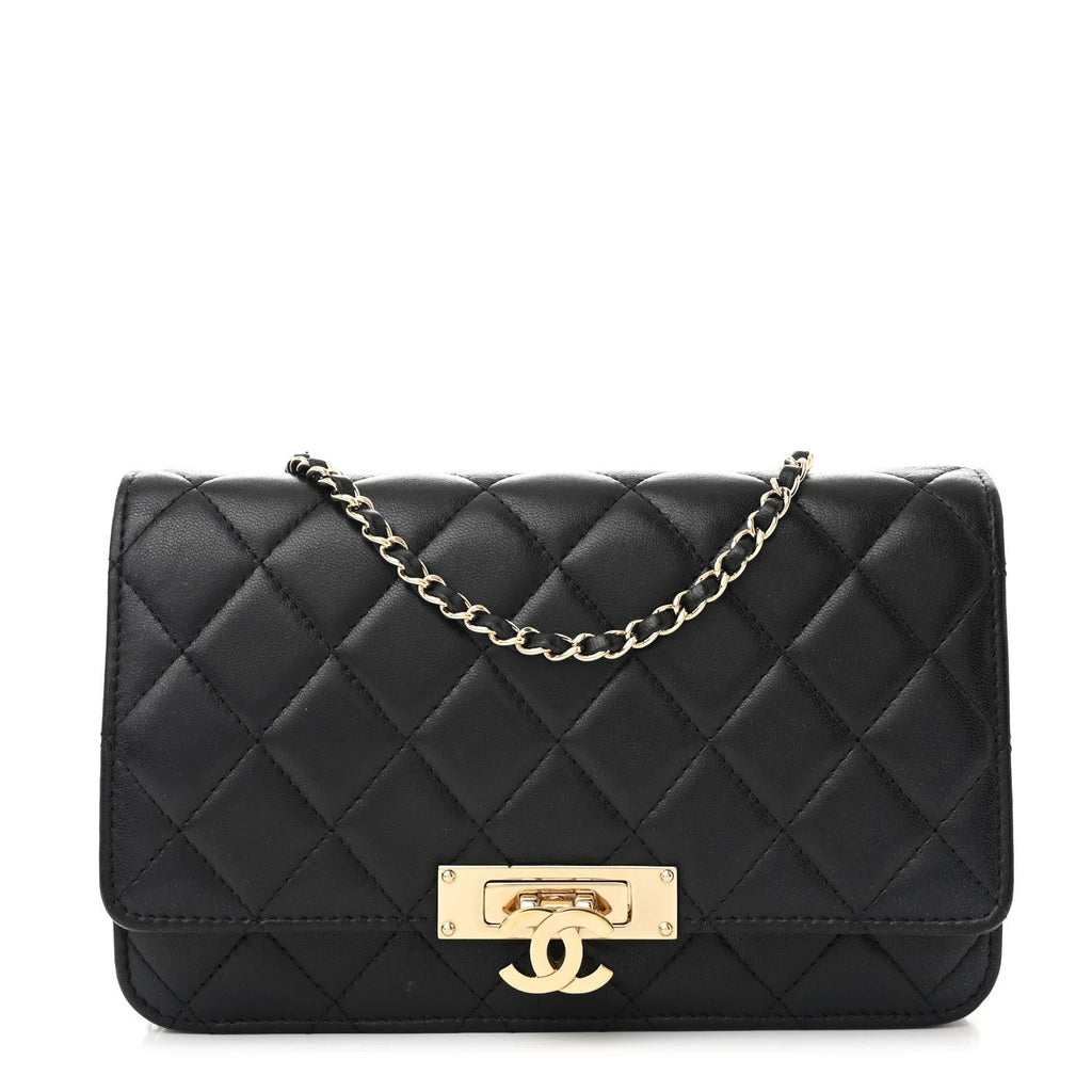Caviar Quilted Golden Class Wallet On Chain WOC Black