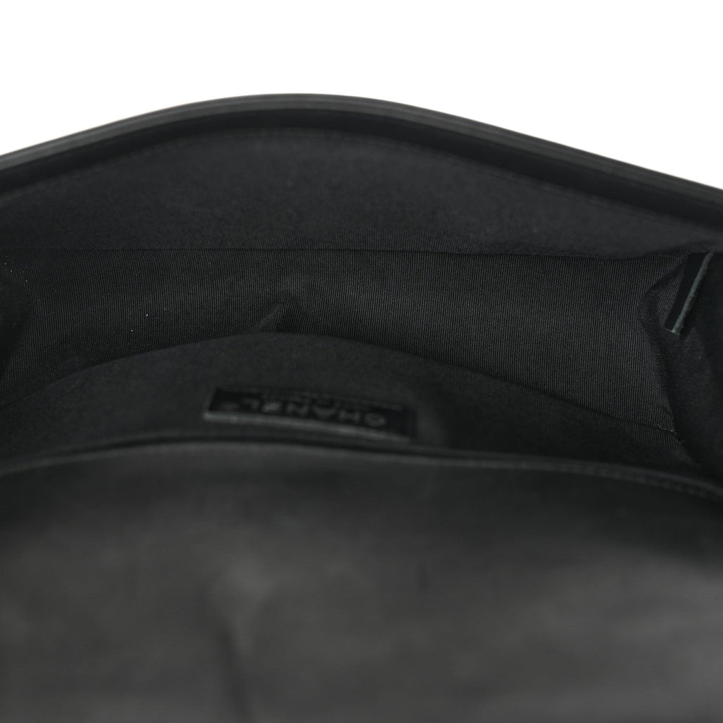 Calfskin Quilted Medium Boy Flap So Black