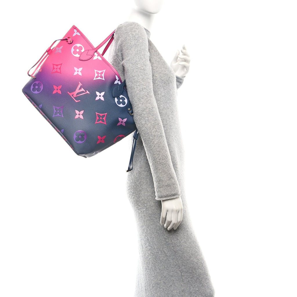 Monogram Giant Spring In The City Neverfull MM Midnight Fuchsia