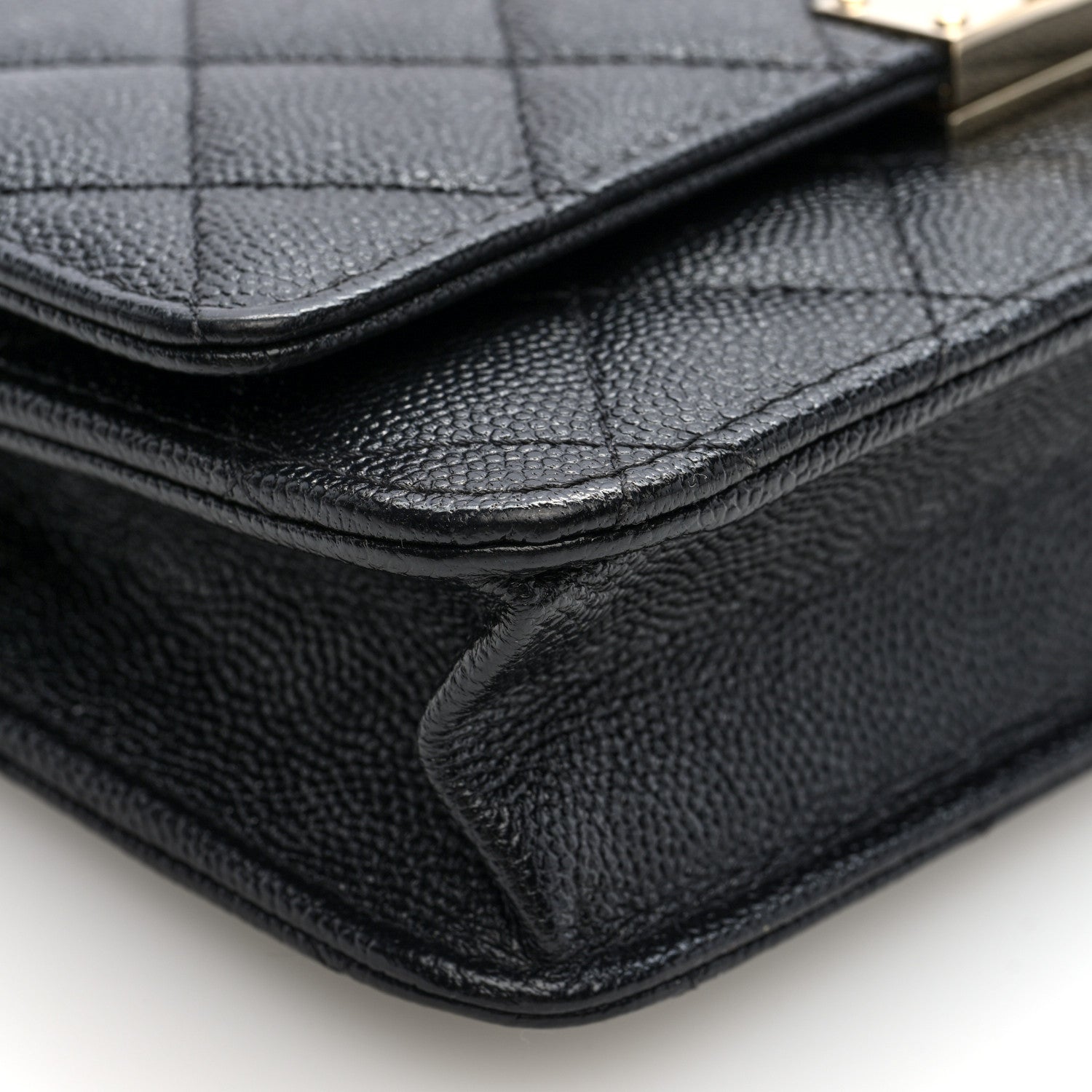 Caviar Quilted Golden Class Wallet On Chain WOC Black
