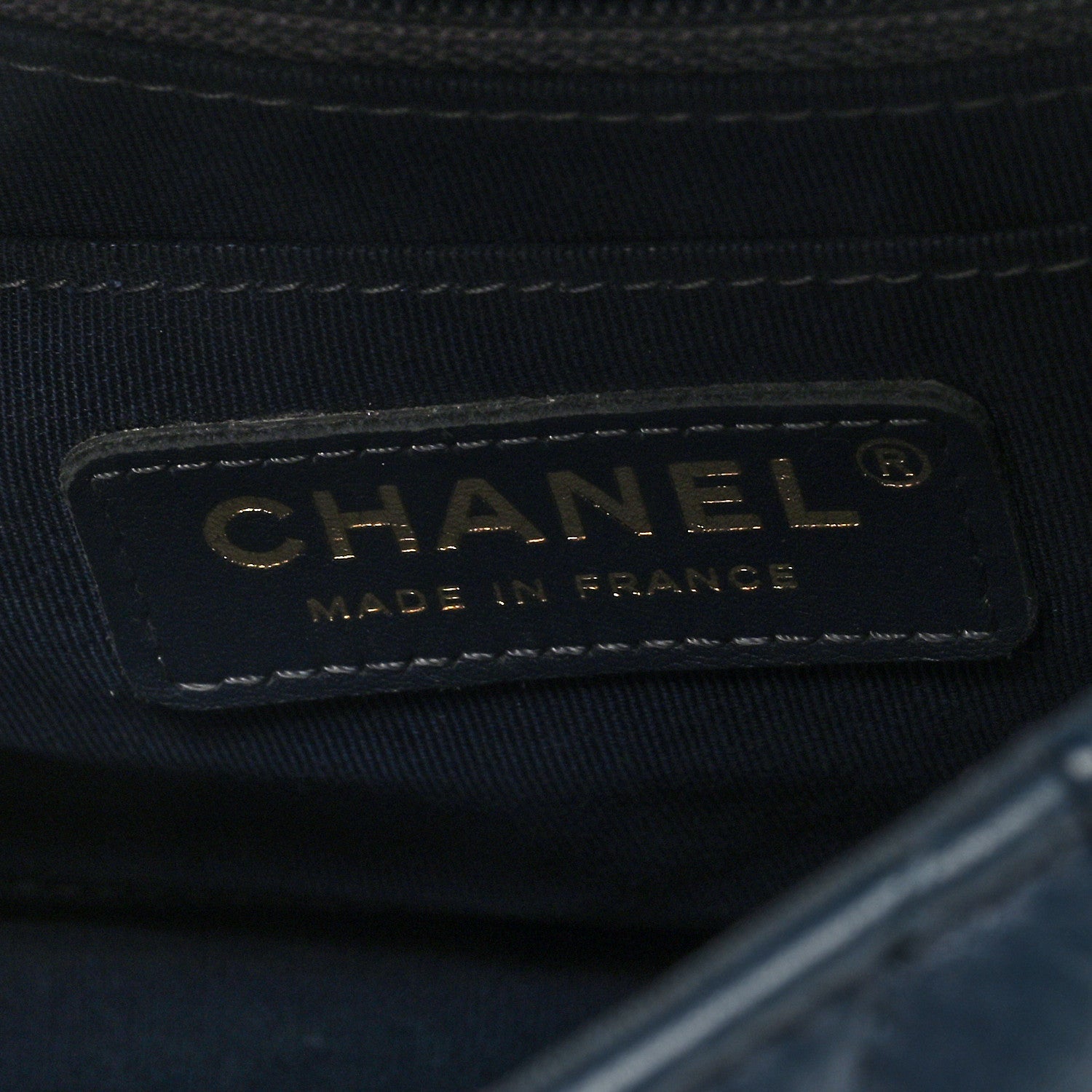 Calfskin Quilted Medium Daily Chevron Flap Navy Blue