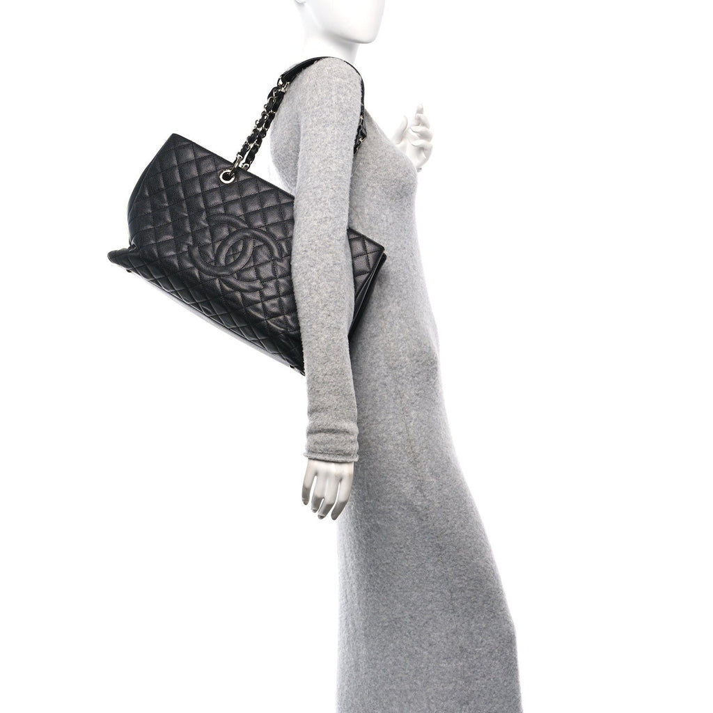 Caviar Quilted XL Grand Shopping Tote GST Black