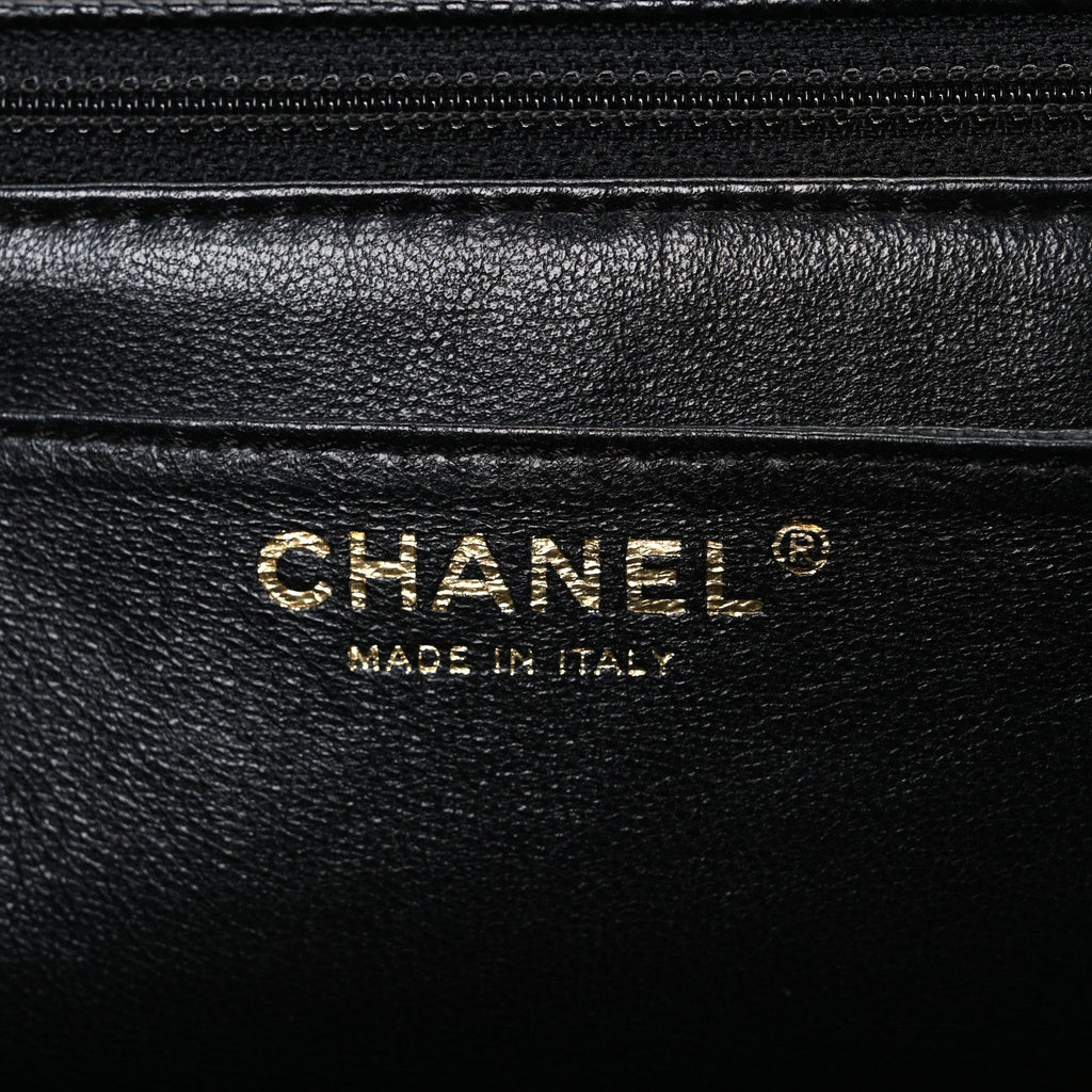 Caviar Quilted Jumbo Kelly Flap Black