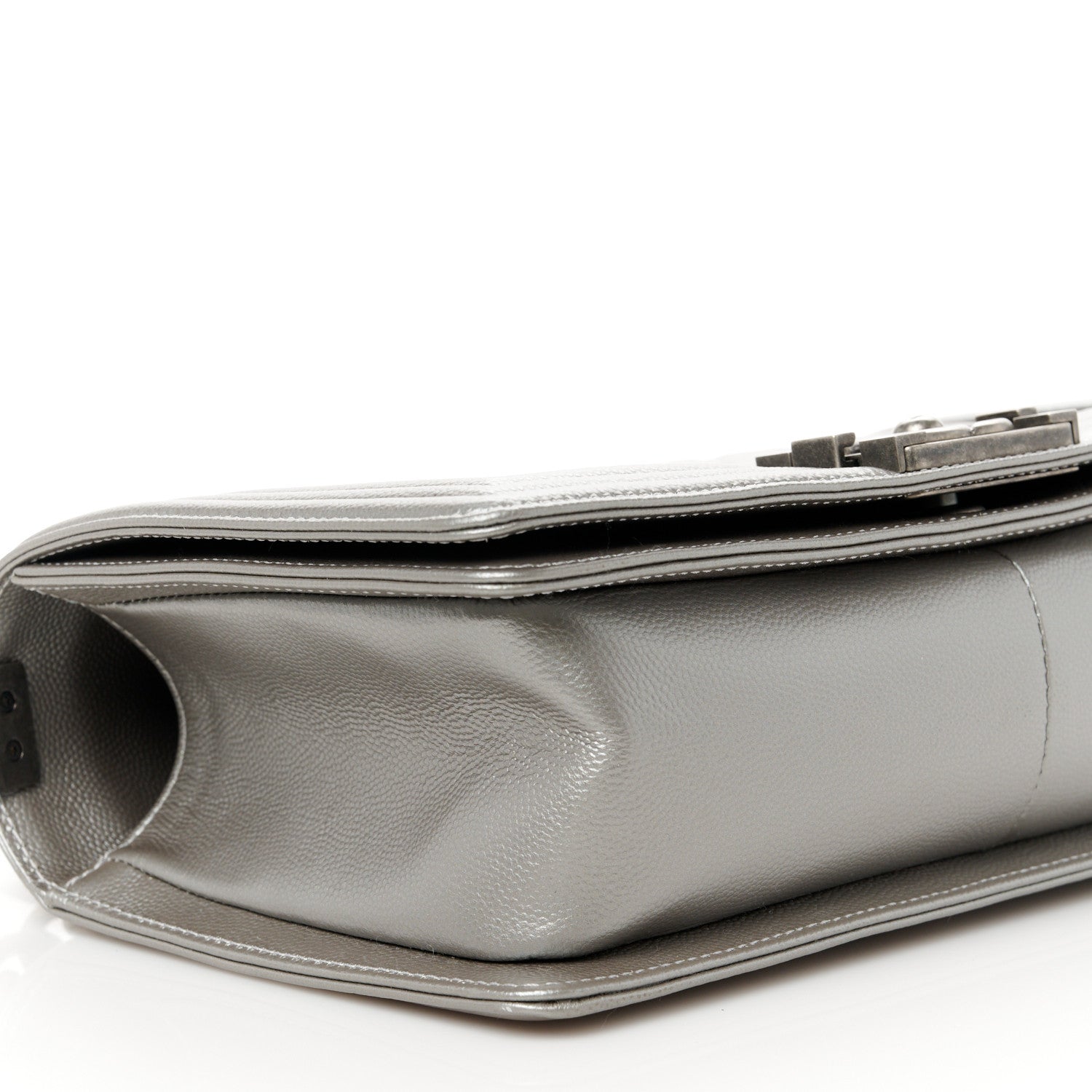 Metallic Caviar Quilted Medium Boy Flap Silver