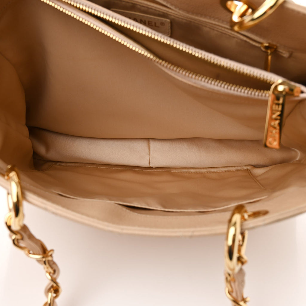 Caviar Quilted Grand Shopping Tote GST Beige Clair