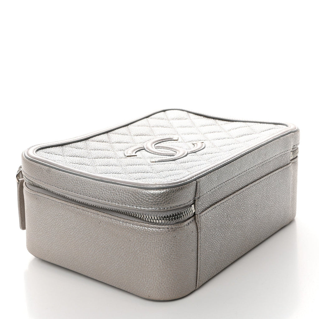 Metallic Caviar Quilted Large CC Filigree Vanity Case Silver