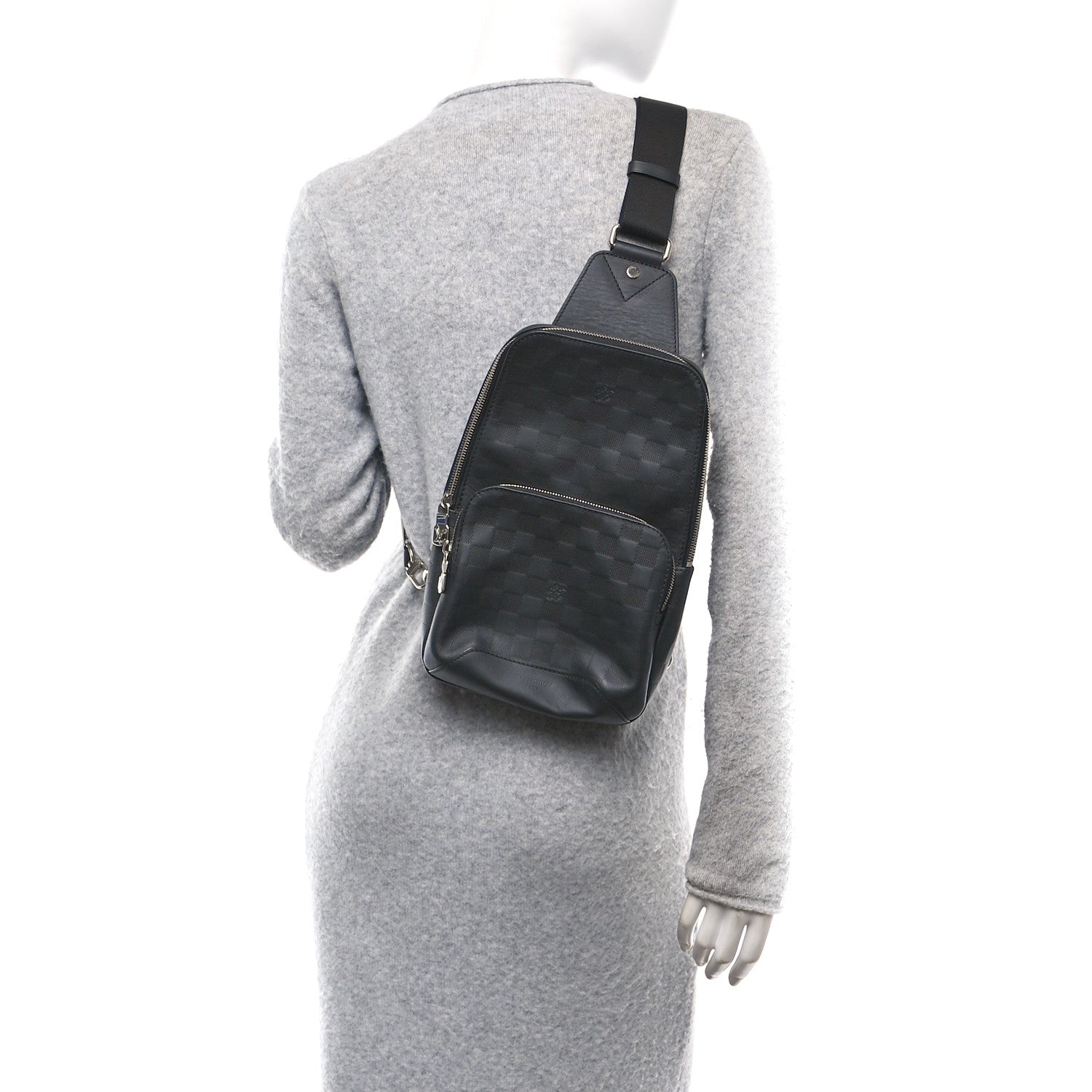Damier Infini Avenue Sling Bag Onyx
