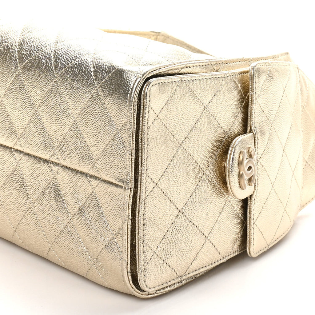 Metallic Caviar Quilted Small Chanel 25 Hobo Gold