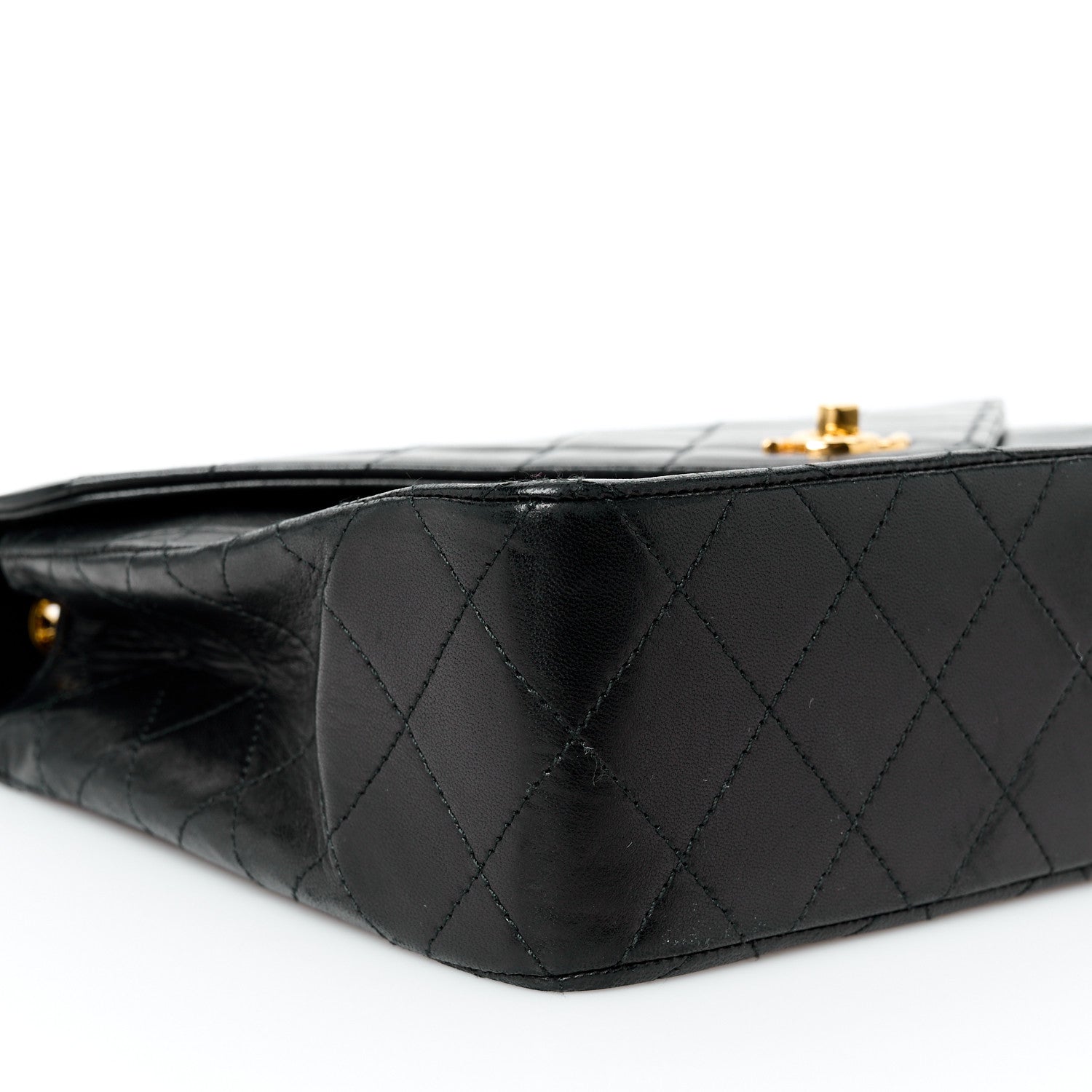 Lambskin Diamond Stitch Envelope Single Flap Black