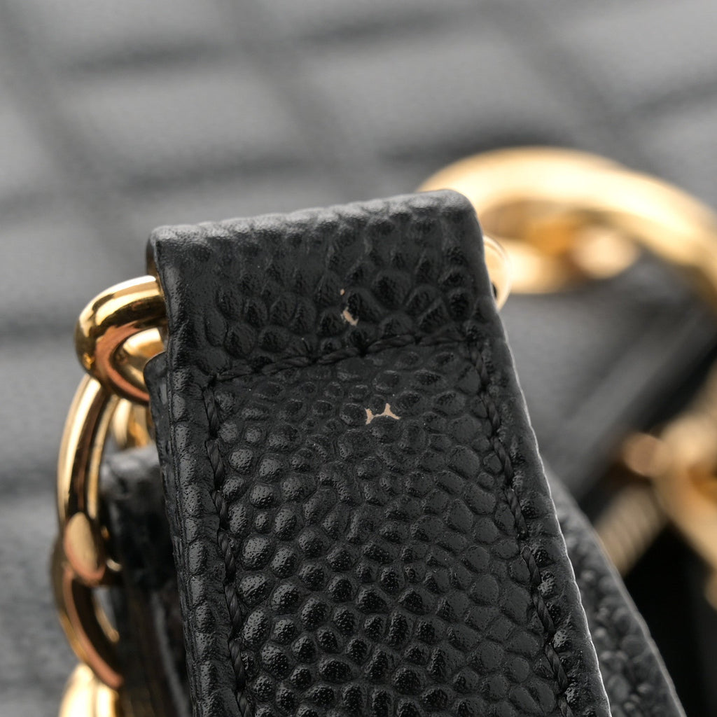 Caviar Quilted Grand Shopping Tote GST Black